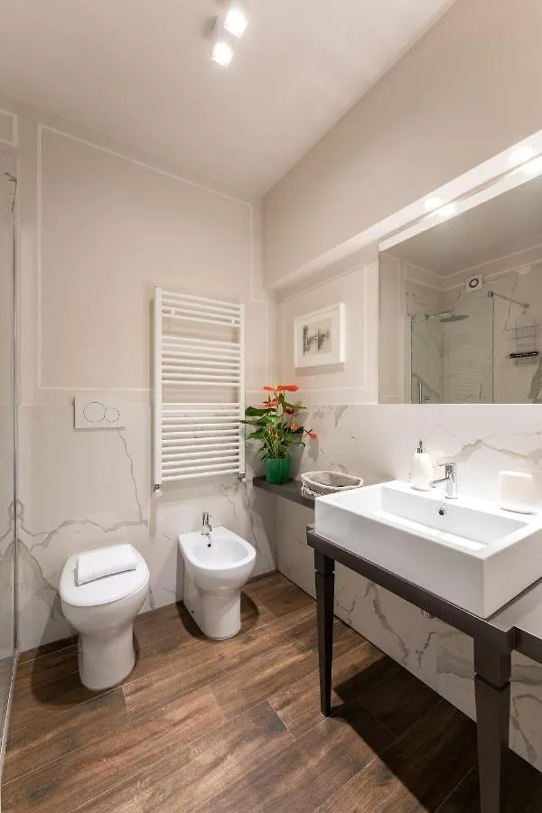 شقة Novella Goldoni Suite-By Florence Concierge إيطاليا