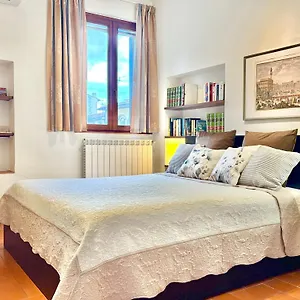 Dalu Lucilla - Private Car Park 15 Minutes To The Center Appartamento
