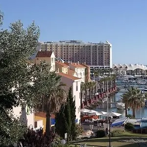 https://apartamento-clube-nautica.hotelaalgarve.com